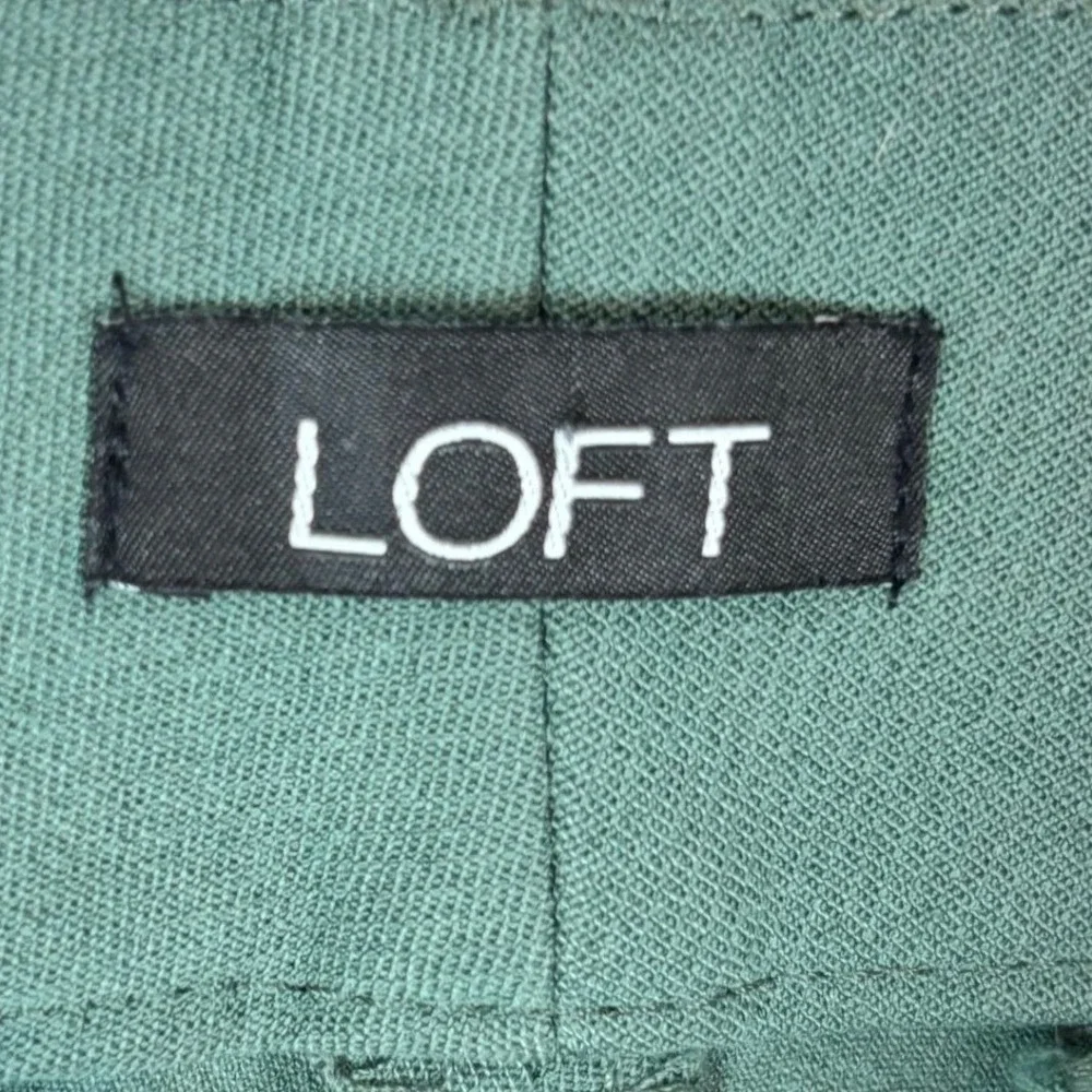 LOFT Marisa Tie Waist Dress Pants Dark Green Straight Leg Size 4 Office Workwear